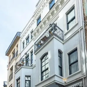 Nm Beyoglu Стамбул